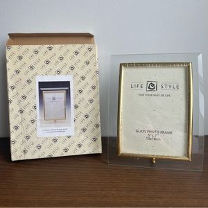 Life Style Curved Glass Frame With Gold Plated Border